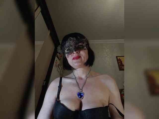 Lilya18 webcam