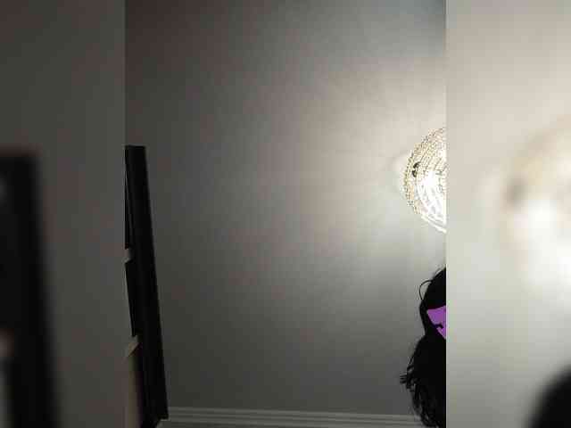 Lilya18 webcam