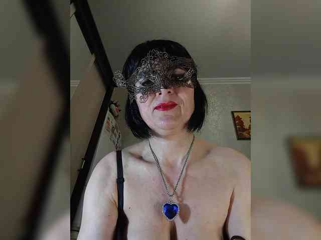Lilya18 webcam