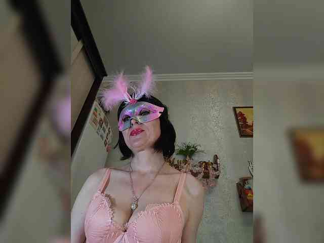 Lilya18 webcam