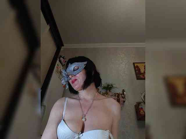 Lilya18 webcam