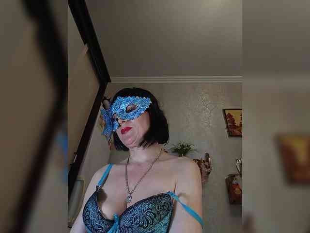 adut chat Lilya18