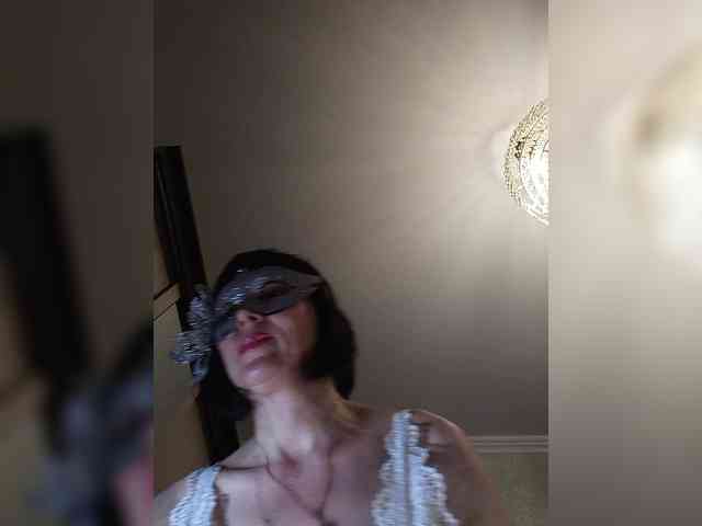 Lilya18 webcam