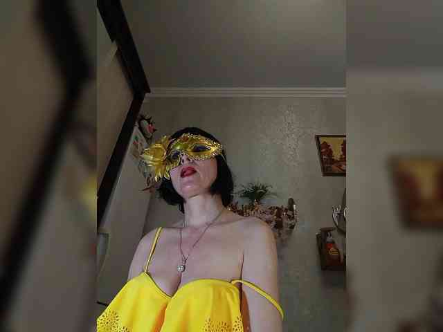 Lilya18 webcam
