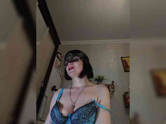 Lilya18 webcam