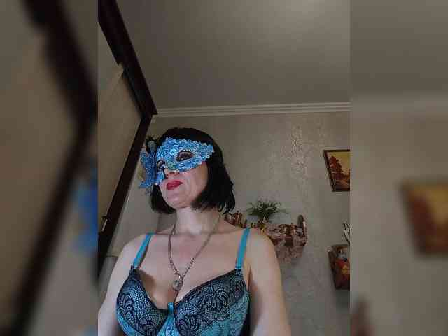 Lilya18 webcam