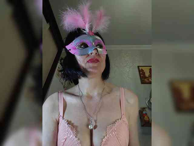 Lilya18 webcam