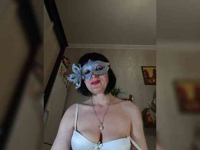 Lilya18 webcam