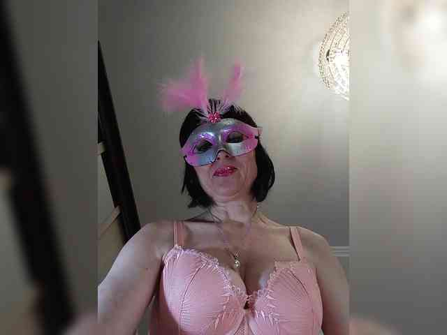 Lilya18 webcam