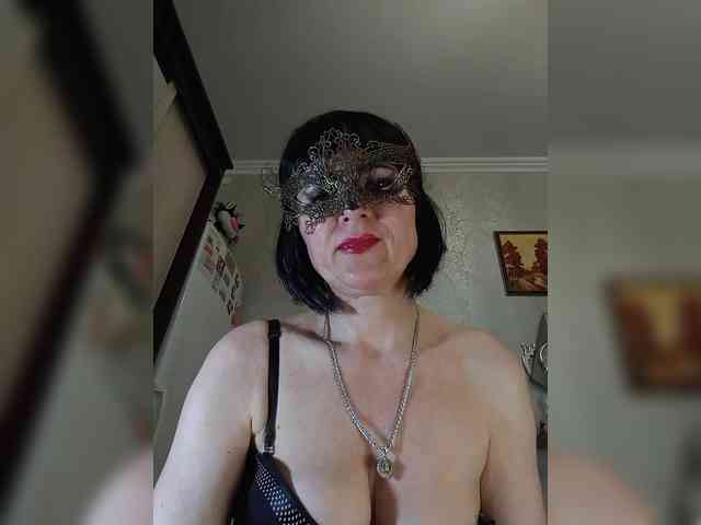 Lilya18 webcam