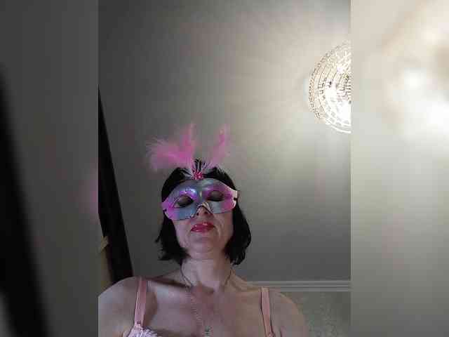 Lilya18 webcam