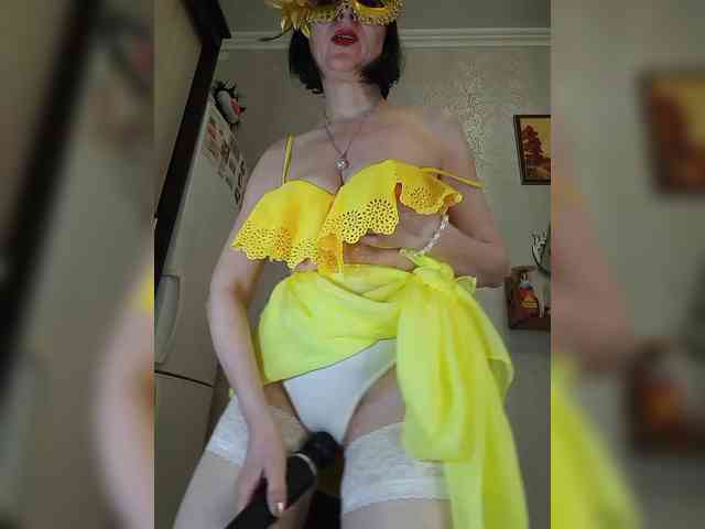 Lilya18 webcam