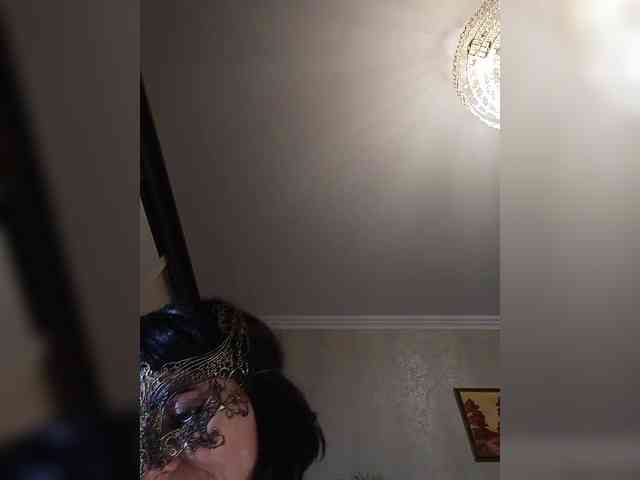 Lilya18 webcam