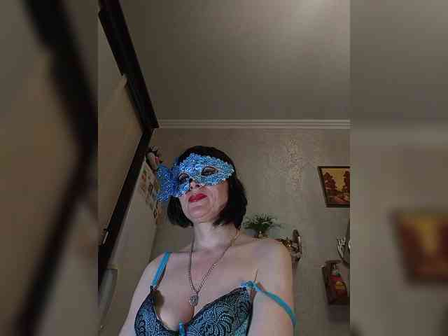 Lilya18 webcam