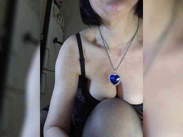 Lilya18 webcam