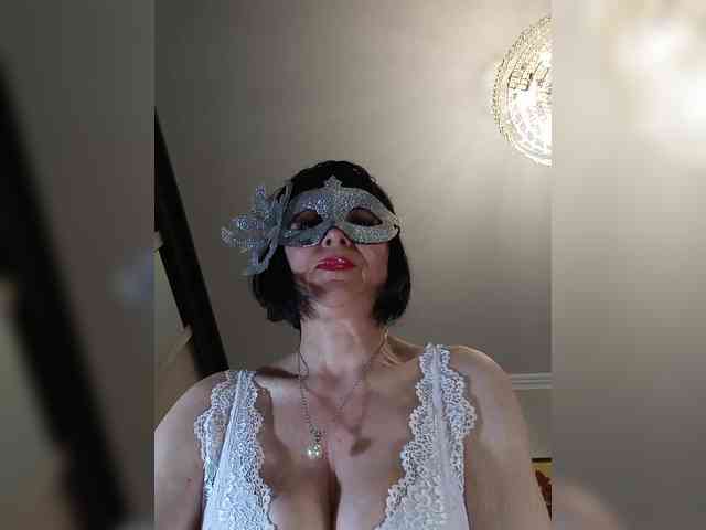 Lilya18 webcam