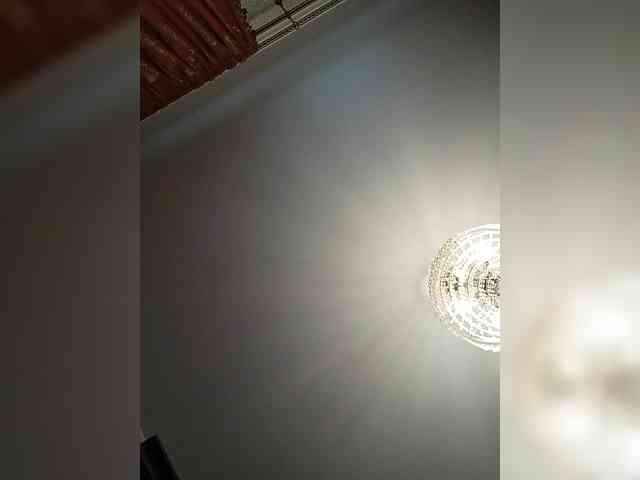 Lilya18 webcam