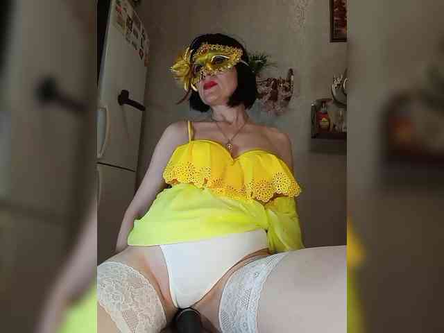 Lilya18 webcam