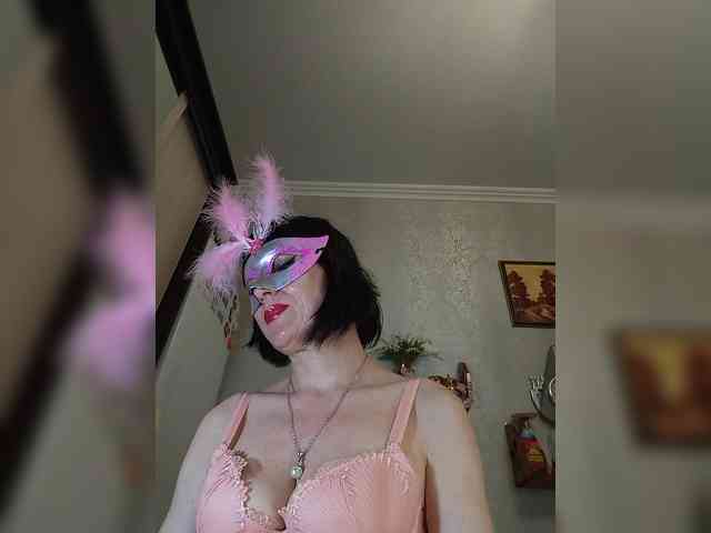 Lilya18 webcam