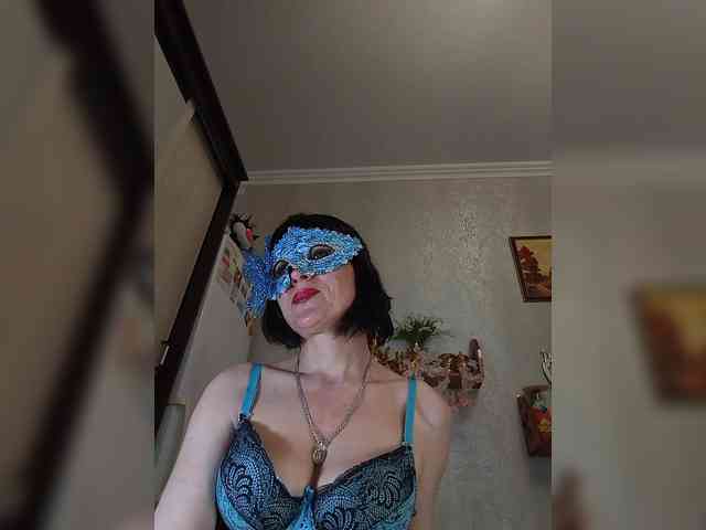 Lilya18 webcam