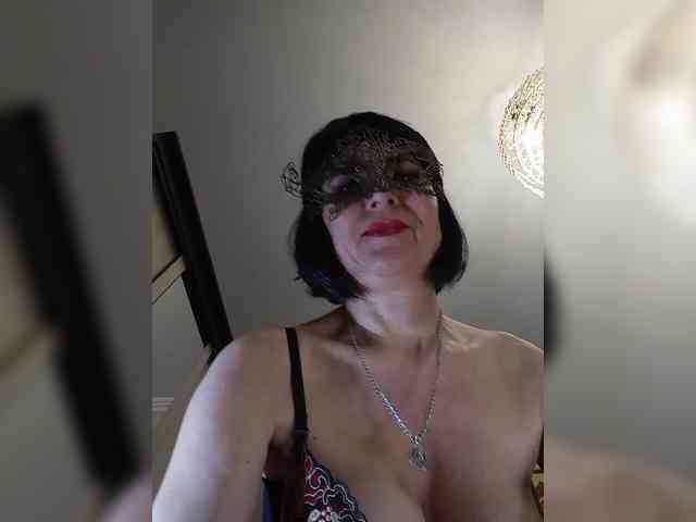 Lilya18 webcam