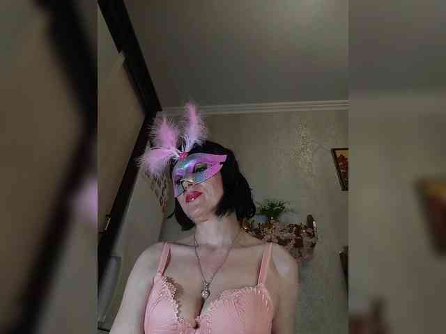 Lilya18 webcam