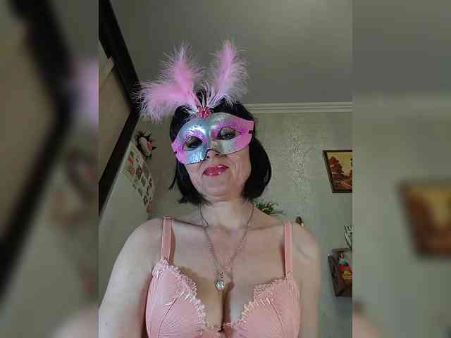 Lilya18 webcam