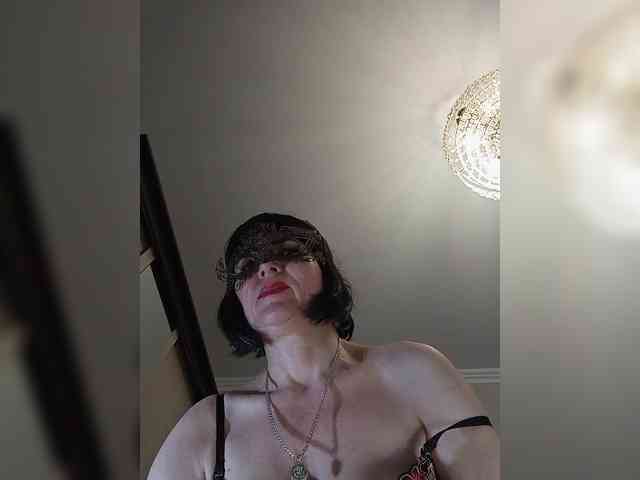 Lilya18 webcam