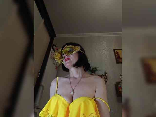 Lilya18 webcam