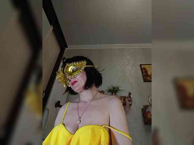 Lilya18 webcam