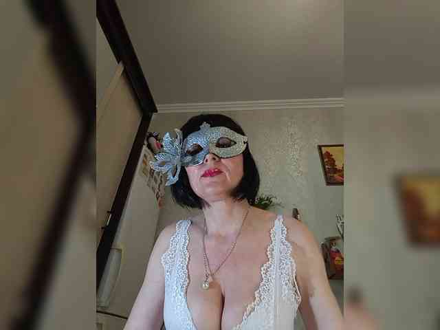Lilya18 webcam