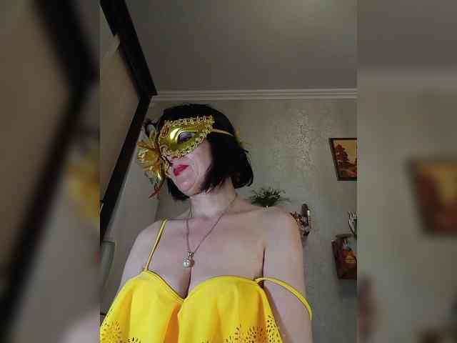 Lilya18 webcam