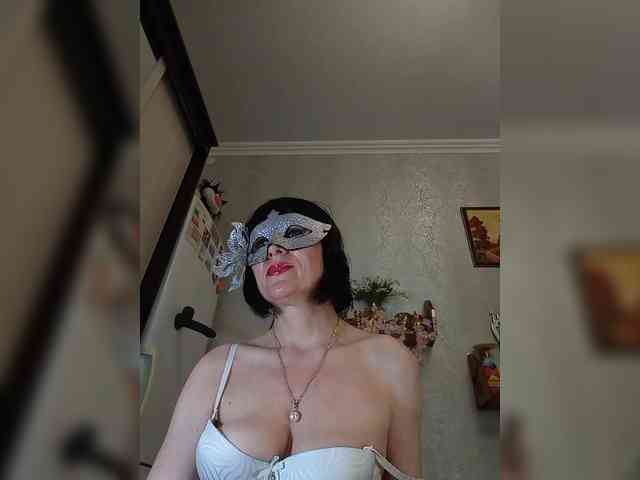 Lilya18 webcam