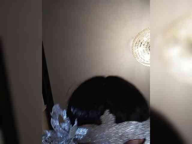 Lilya18 webcam