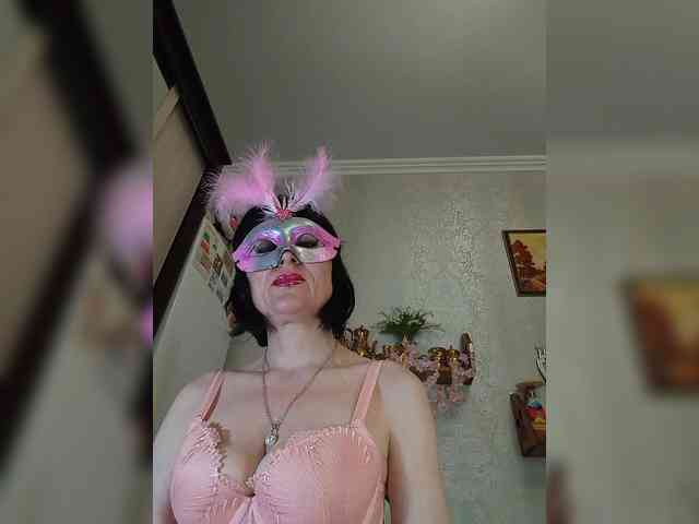Lilya18 webcam