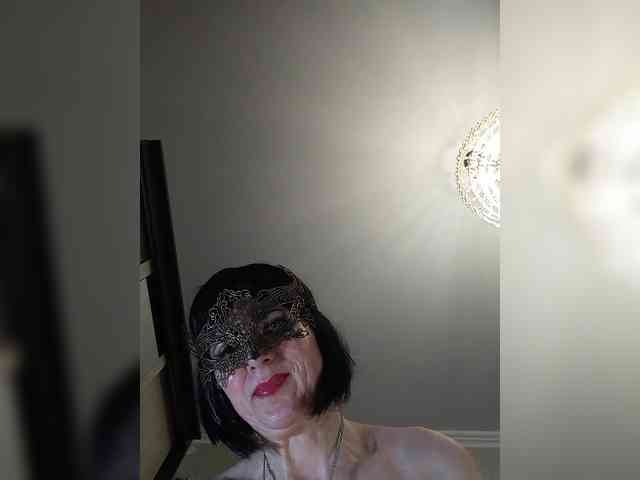 Lilya18 webcam