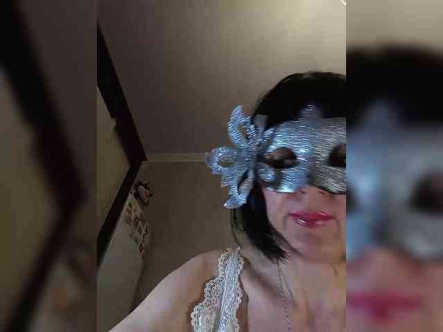 Lilya18 webcam