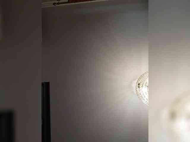 Lilya18 webcam