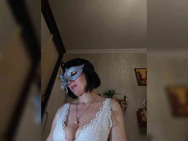 Lilya18 webcam