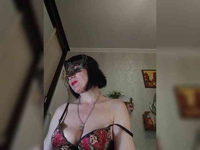 Lilya18 webcam