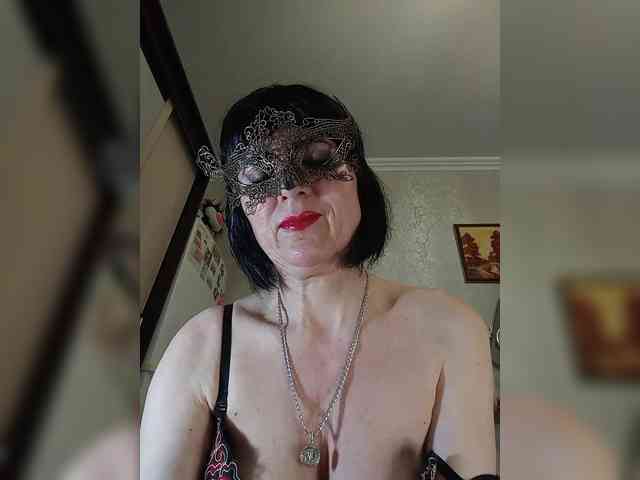 Lilya18 webcam