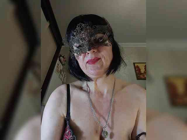 Lilya18 webcam