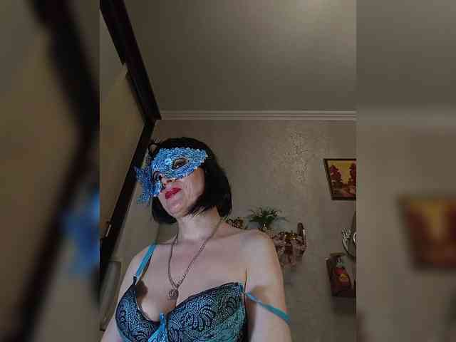 Lilya18 webcam