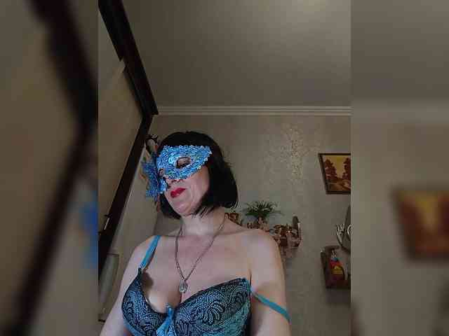 Lilya18 webcam
