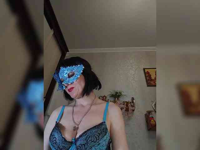 Lilya18 webcam