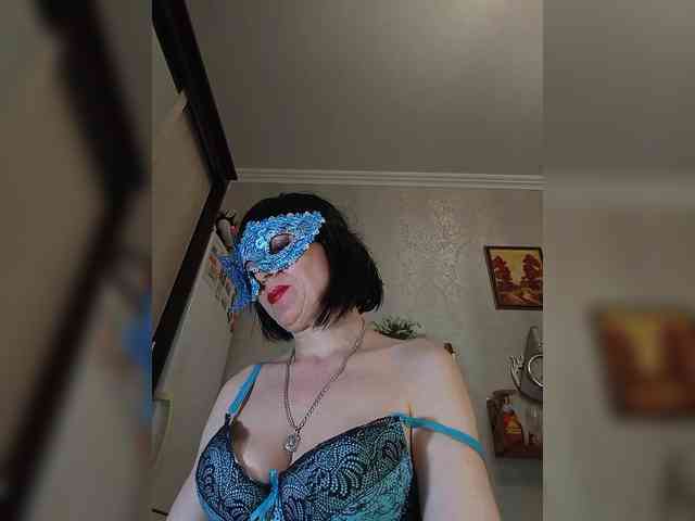 Lilya18 webcam