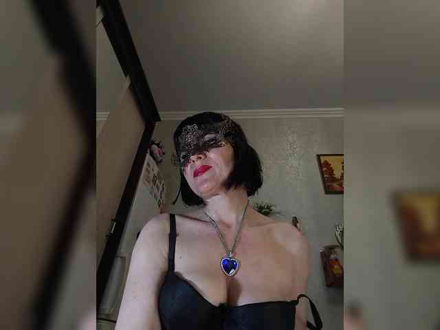 Lilya18 webcam