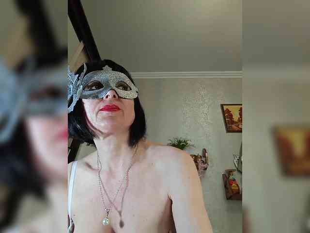 Lilya18 webcam