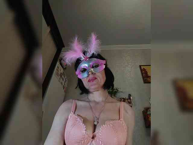 Lilya18 webcam