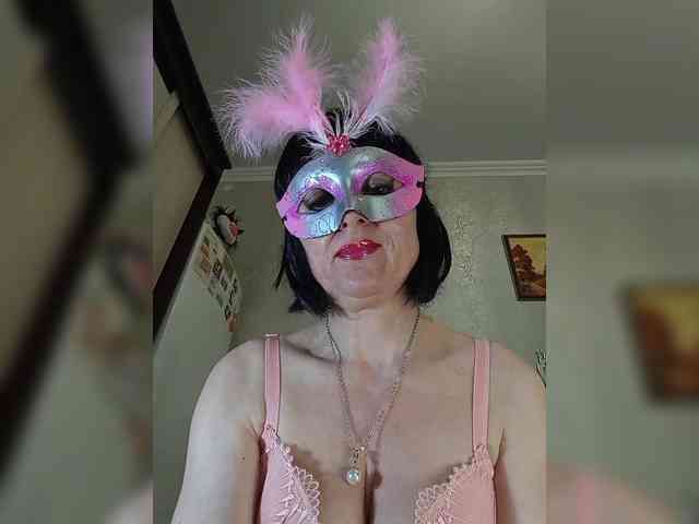 Lilya18 webcam